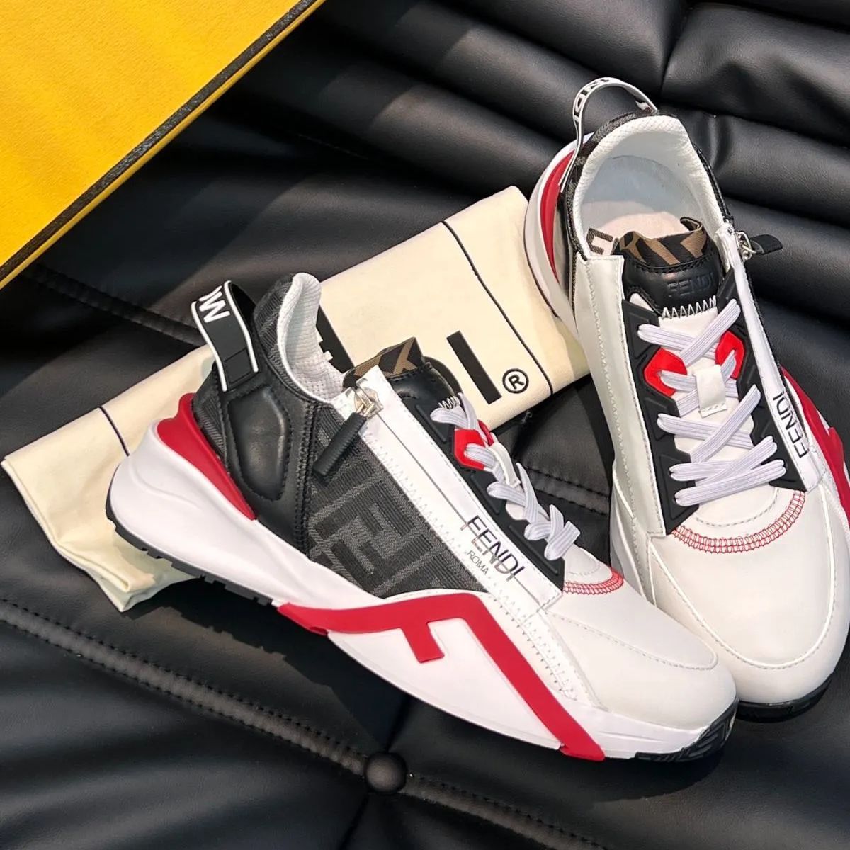 FENDI - 【新品】Fendi x Marc Jacobs Flow フェンディ FENDI - 【新品】Fendi x Marc Jacobs Flow フェンディ