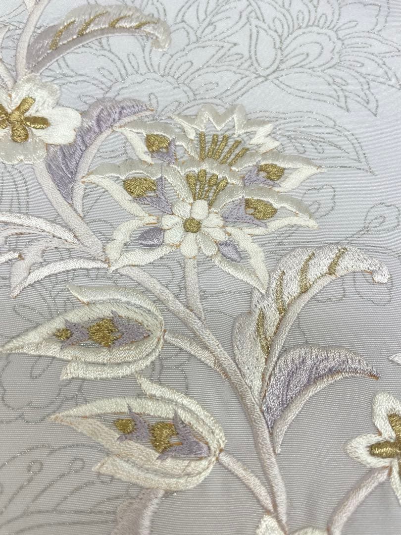 付け下げ 刺繍 銀彩 正絹 反物 - メルカリ
