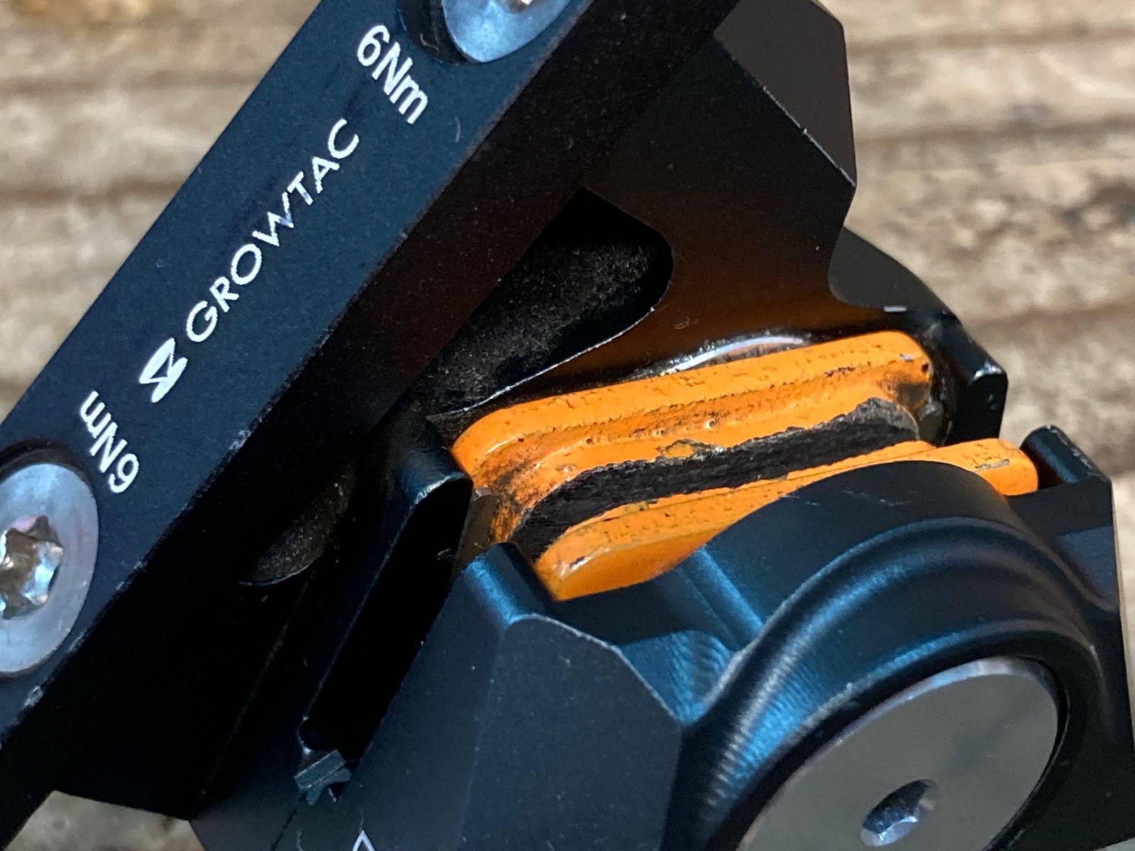 フラットマウント グレー