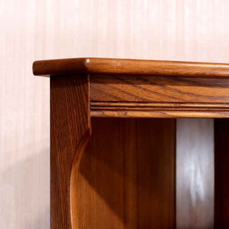 コーナーキャビネット