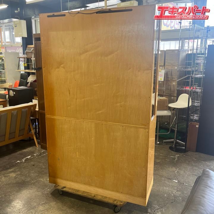 IDC大塚家具 スプレンダー バーズアイメープル キュリオケース