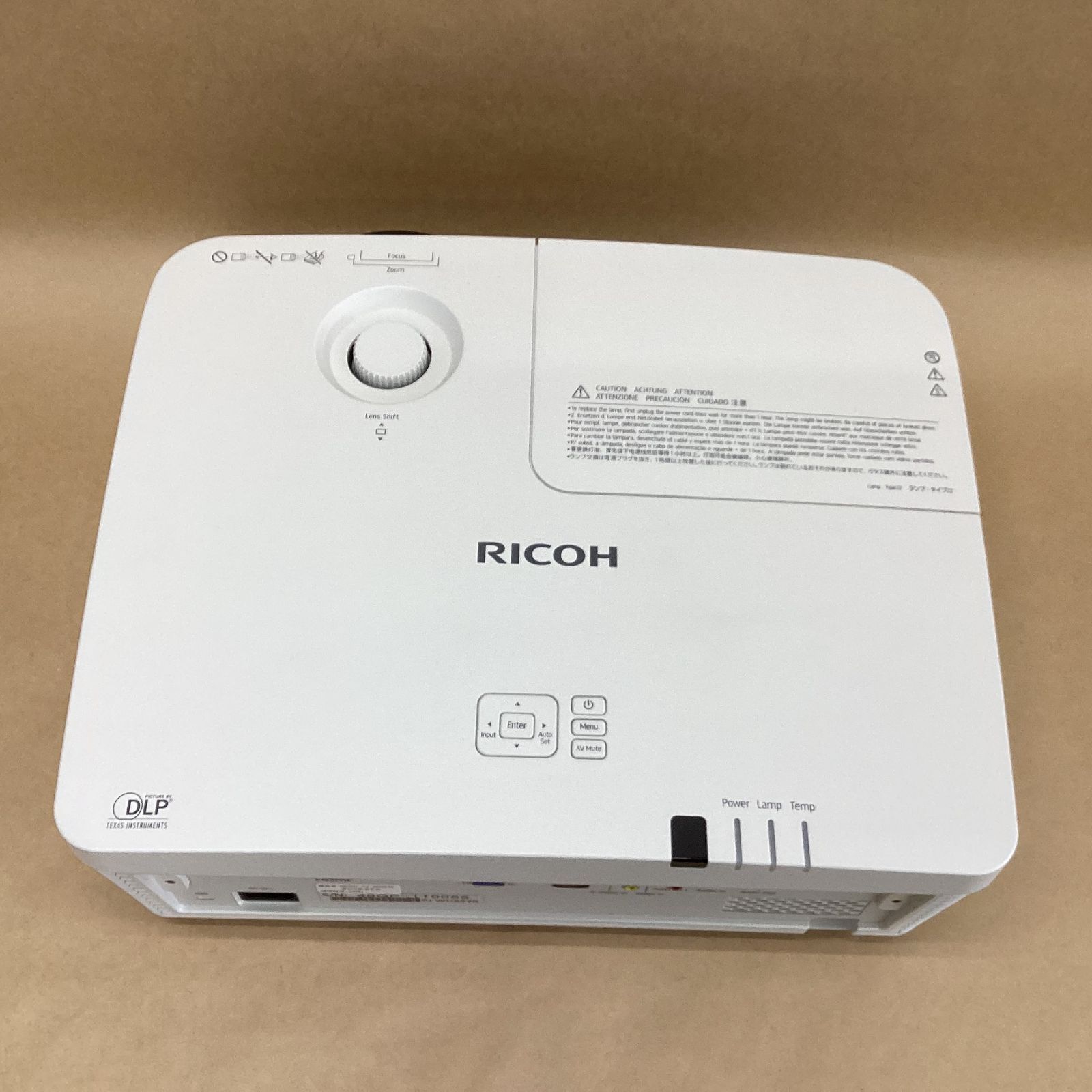 ランプ使用592時間 RICOH ビジネスプロジェクター PJ WU5570 5500