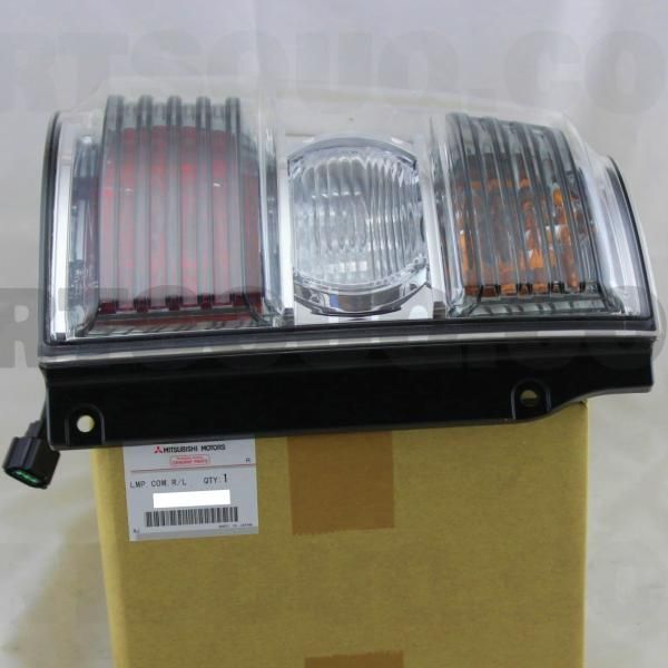 三菱純正新品V93W パジェロ 『左側』テールランプ ASSY 一式 left side tail lamp ASSY one set