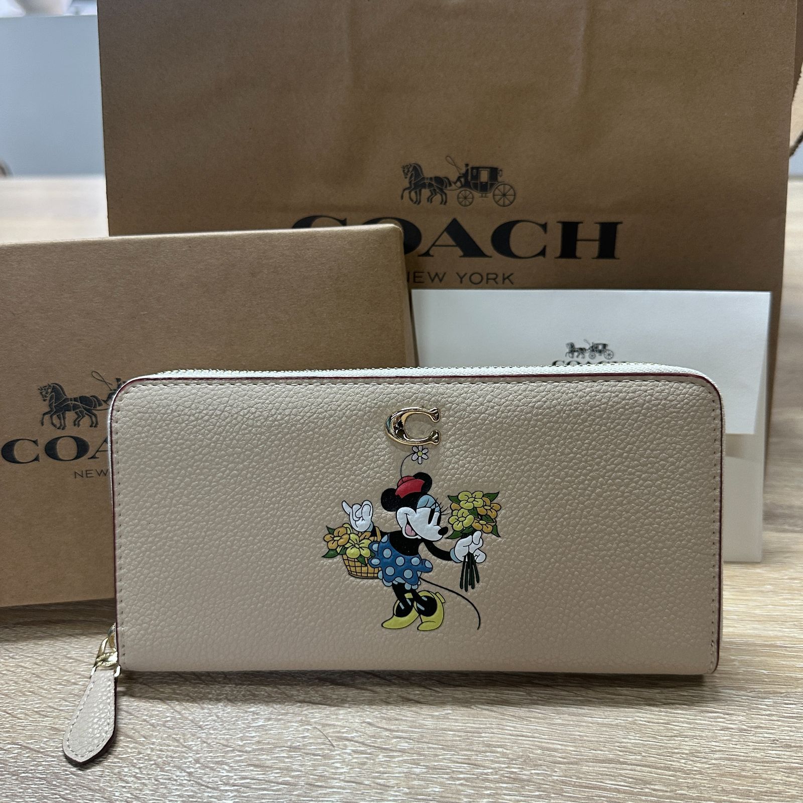 COACH コーチ 長財布 レディース シグネチャー柄 ストラップ付き アウトレット 新品未使用 ギフト プレゼント - メルカリ