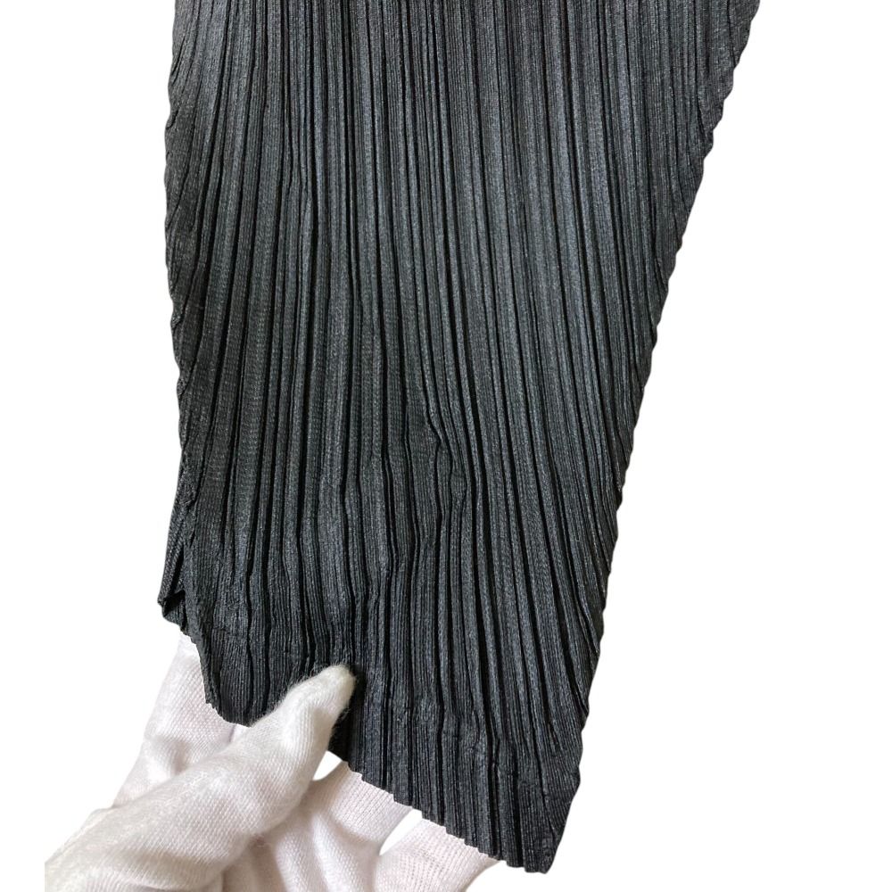 新品同様 PLEATS PLEASE ISSEY MIYAKE プリーツプリーズ