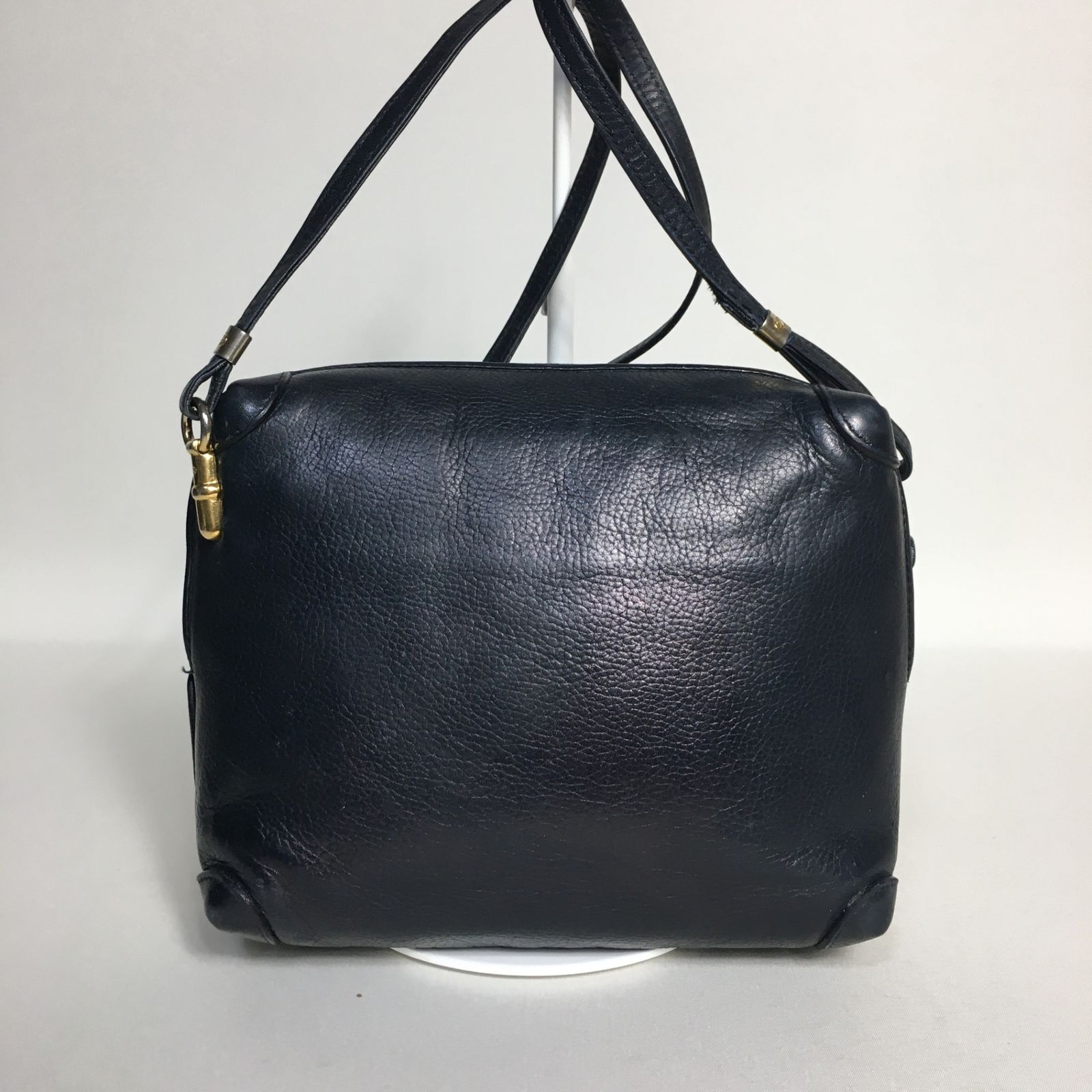 2504-222｜グッチ ショルダーバッグ レザー ネイビー GGロゴ 2504-222｜グッチ ショルダーバッグ レザー ネイビー GGロゴ
