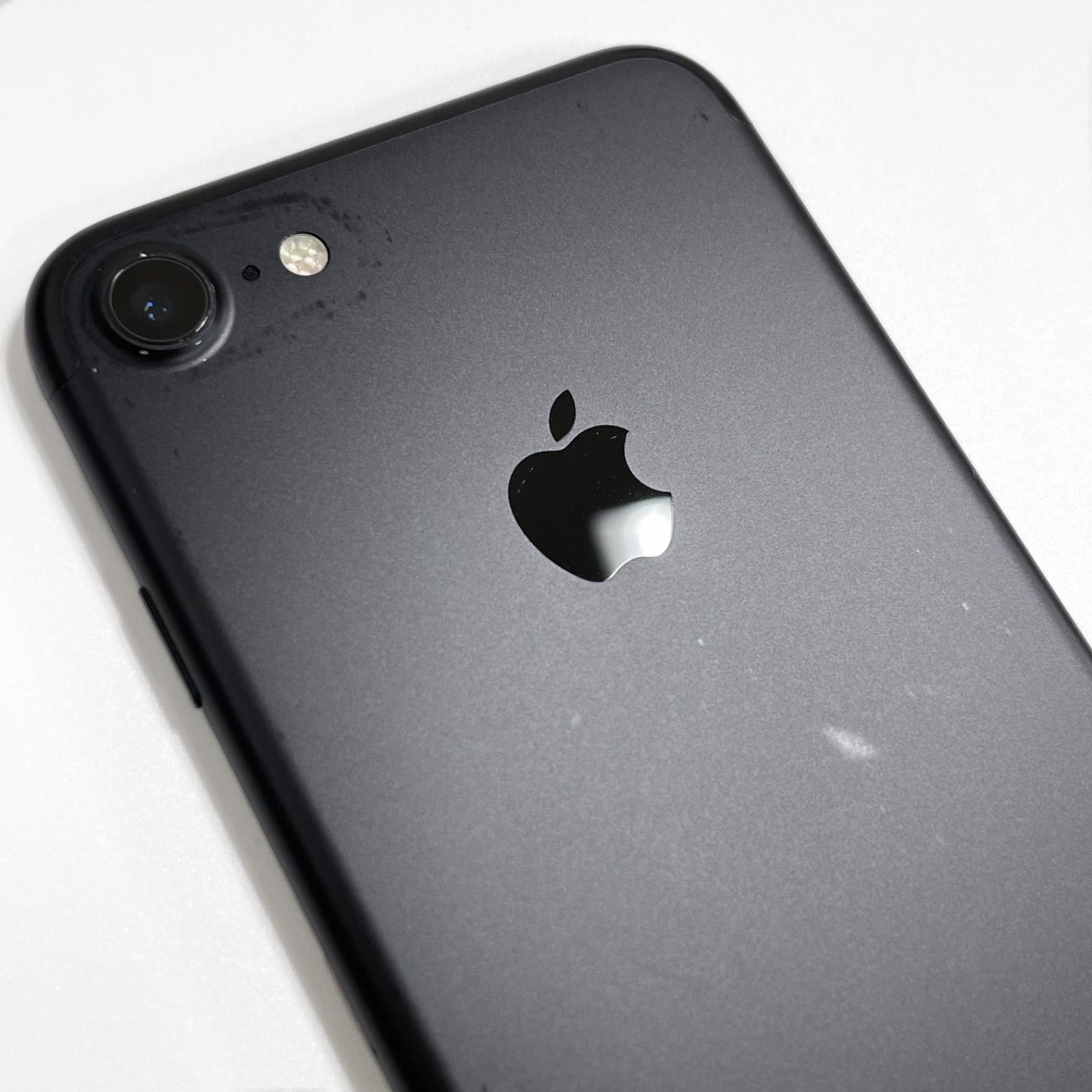 Apple - ☆新品未開封☆docomo iPhone7 32GB Black SIMフリー Apple [再生新品] 海外SIMシムフリー版 iPhone7 32GBマット
