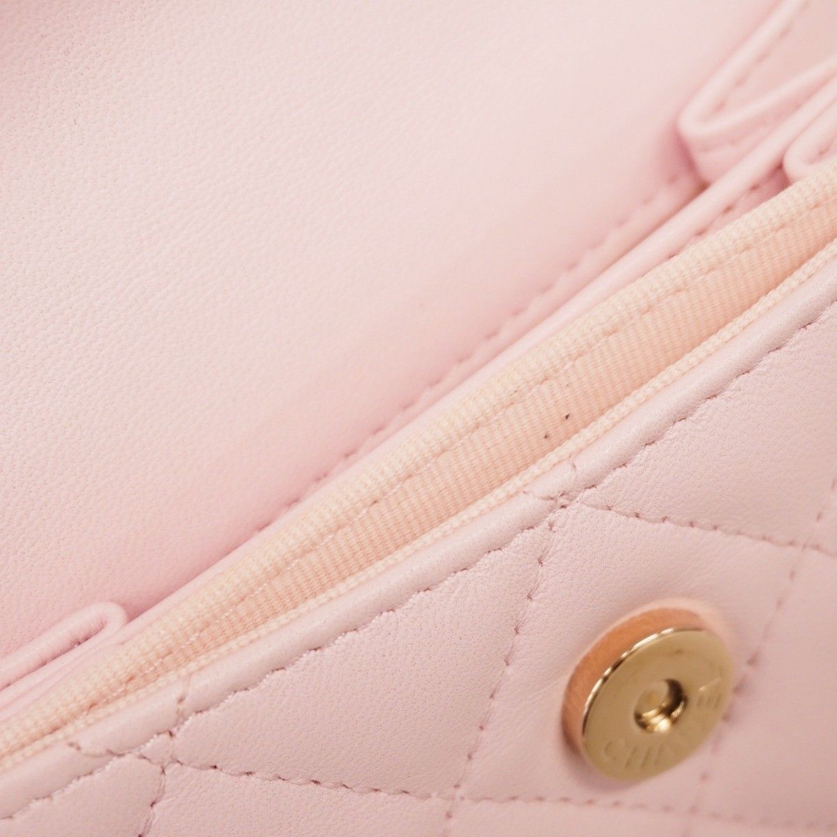 シャネル ショルダーウォレット