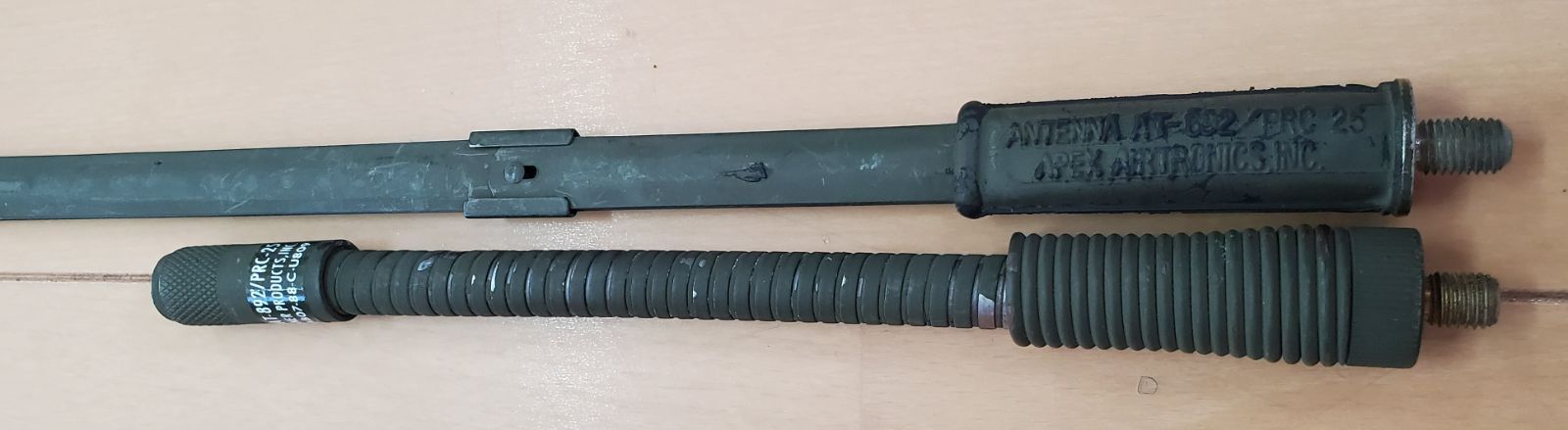 トランシ－バ－＆米軍無線機PRC25本体