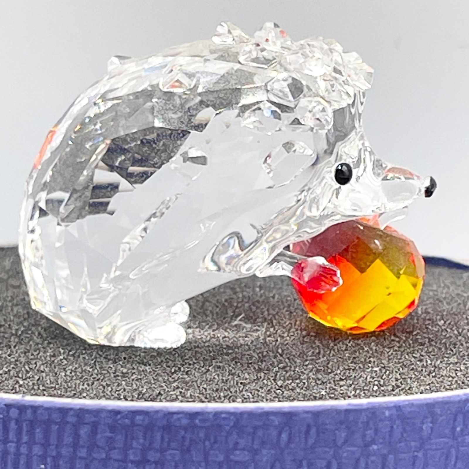 SWAROVSKI スワロフスキー ハリネズミとリンゴ フィギュリン