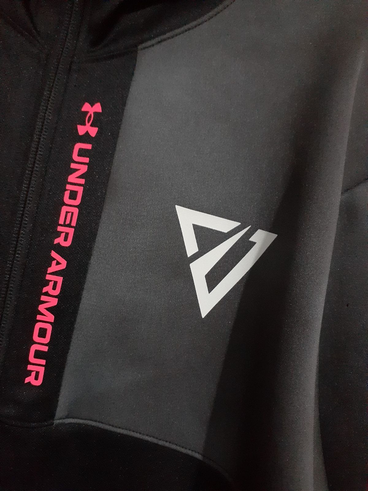 Under Armour 千葉ジェッツ パーカー　LGサイズ Bリーグ UNDERARMOUR Bリーグ 千葉ジェッツ トレーニングウェア ジャージ