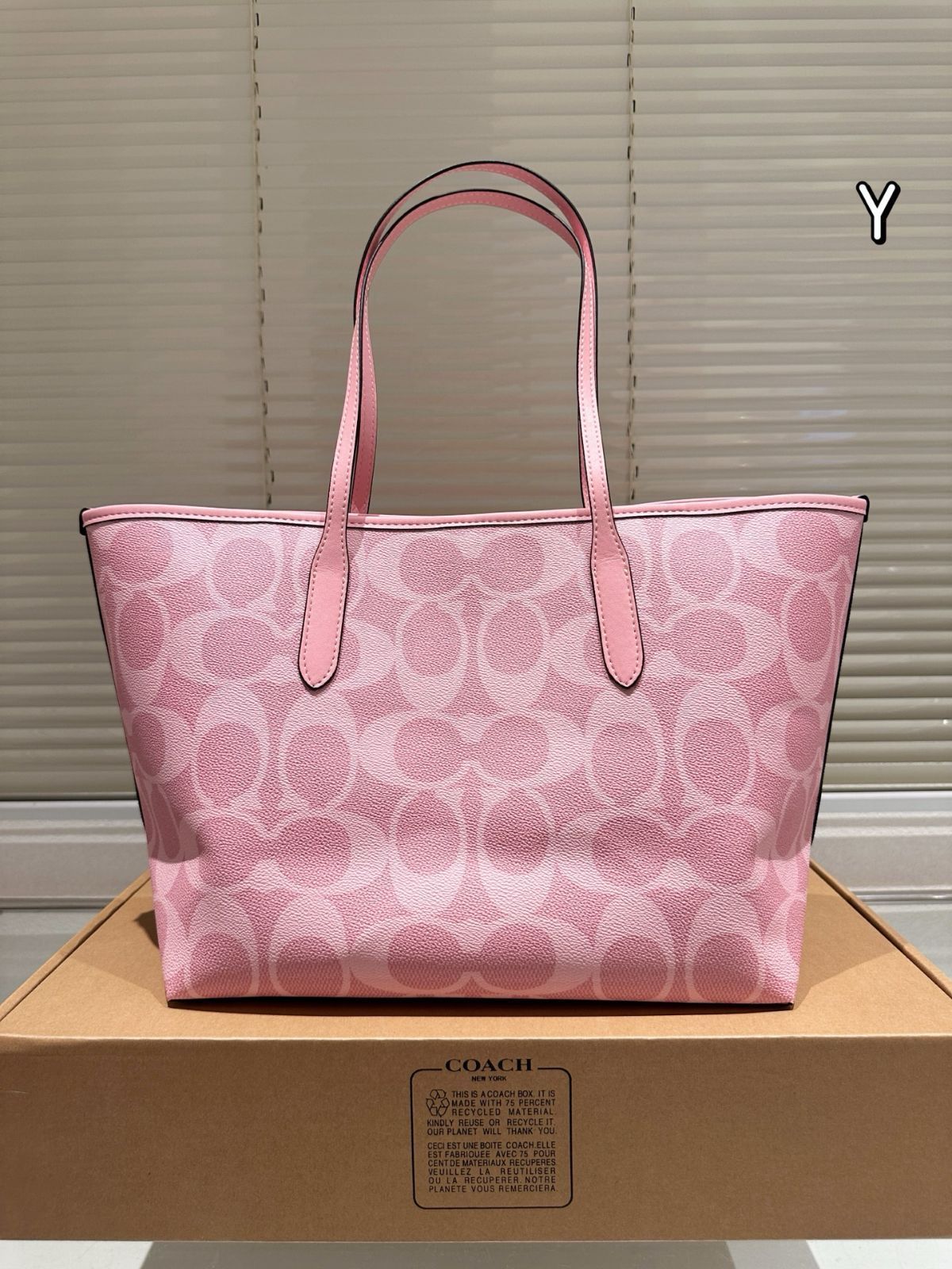【国内発】コーチ シティ CAL86 トートバッグ 今日特価】Coach City Tote コーチ シティ トートバッグ - メルカリ