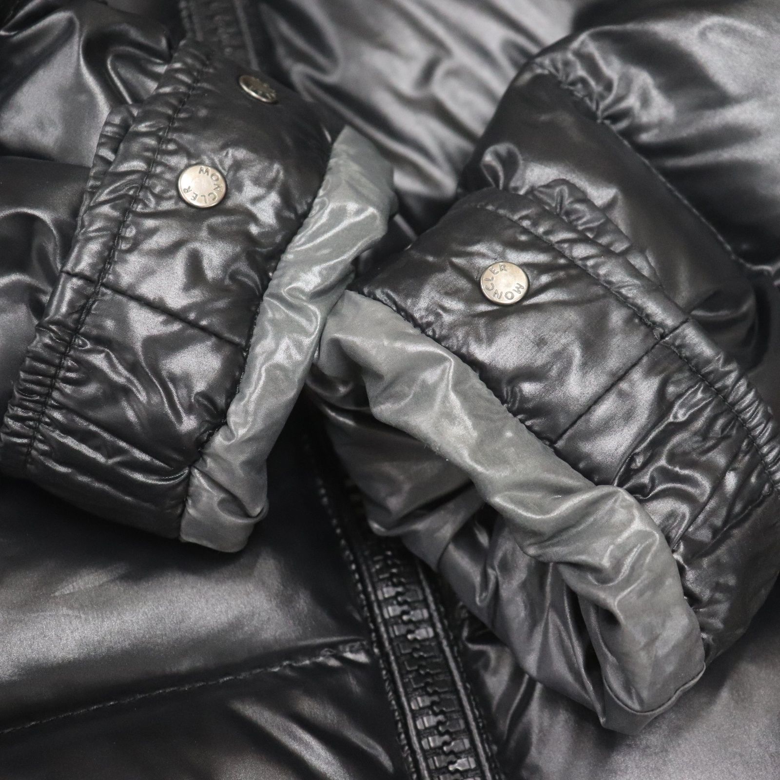 ITZPRXAS2SNI 国内正規品 MONCLER モンクレール MAYA マヤ ダウン 