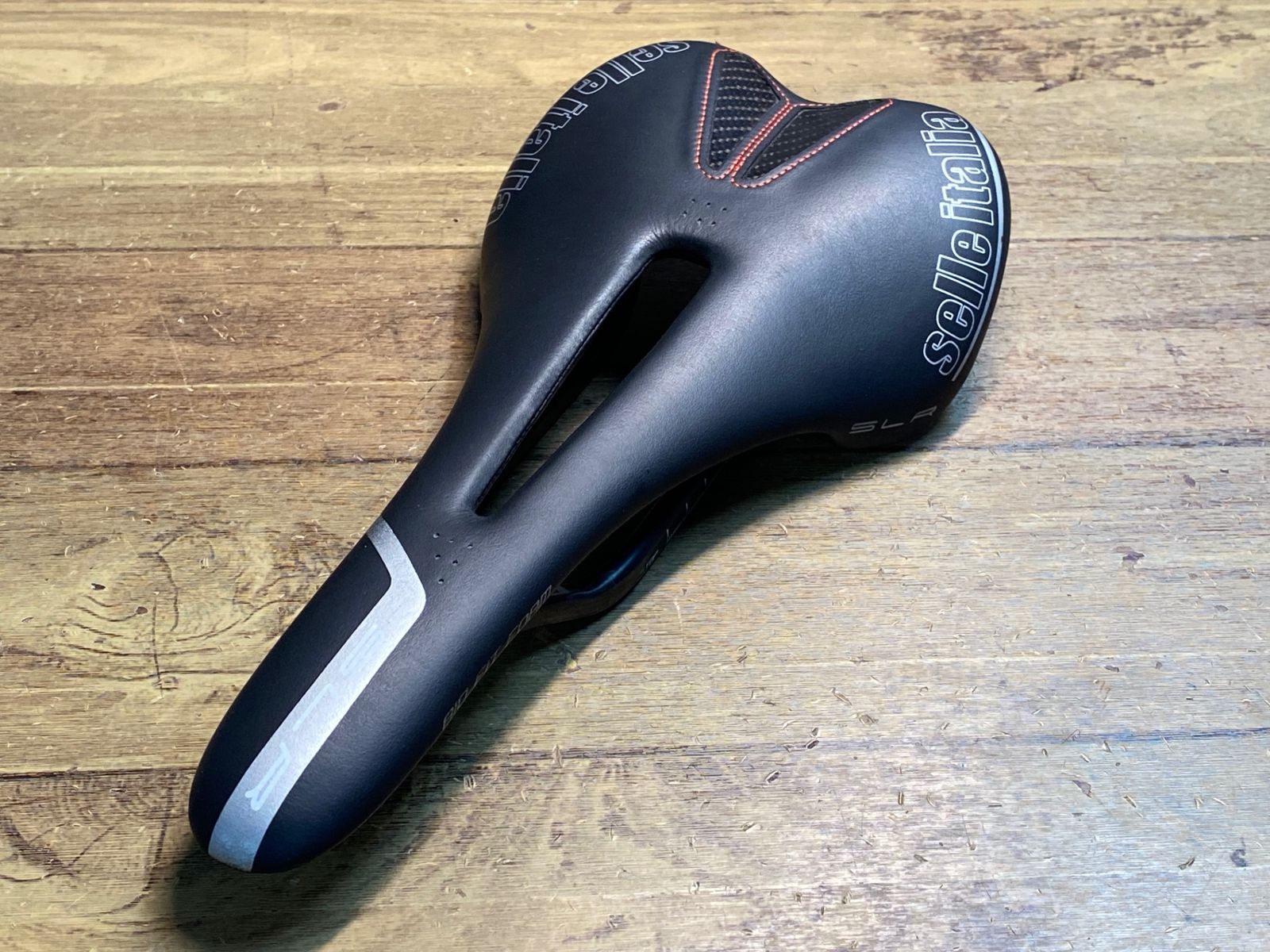 selle italia セライタリア SLR kit carbonio カーボンレールサドル