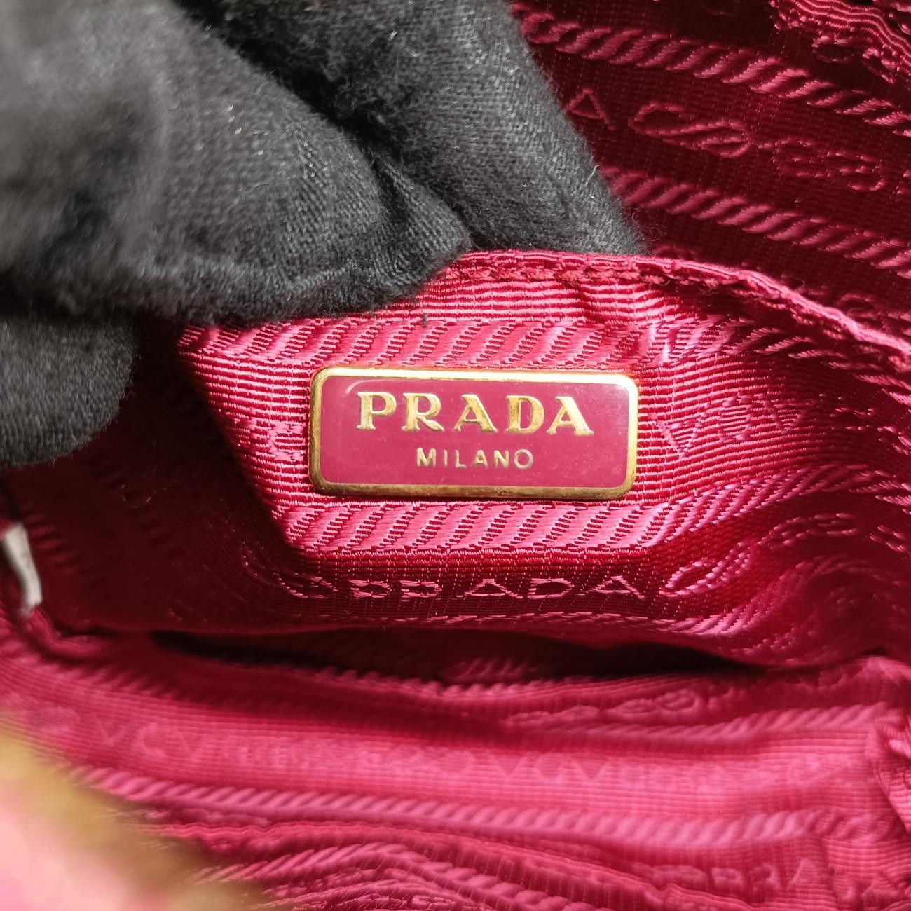 サフィアーノレザー