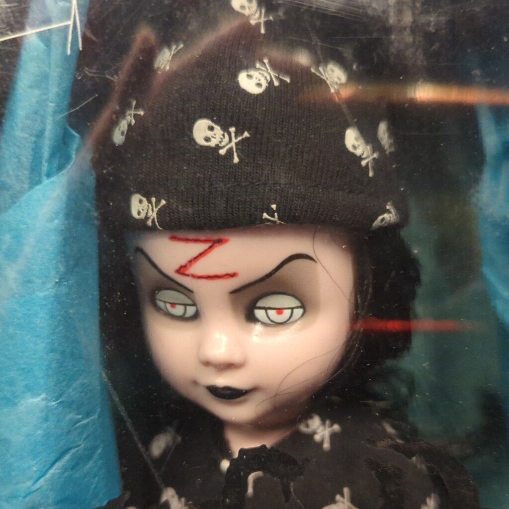 メズコ リビングデッドドールズ シリーズ7 Sloth リビングデッド