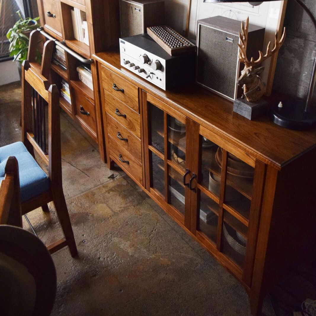 カップボード ティンバー