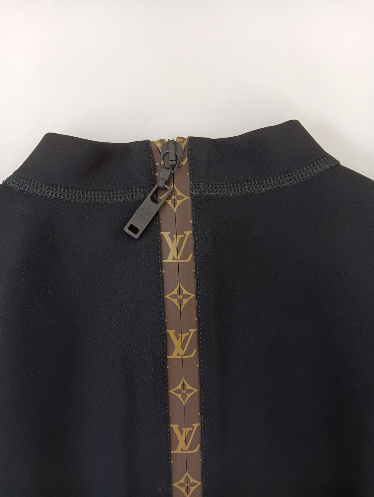LOUIS VUITTON ヴィトン ショートスリーブハイネックフィット