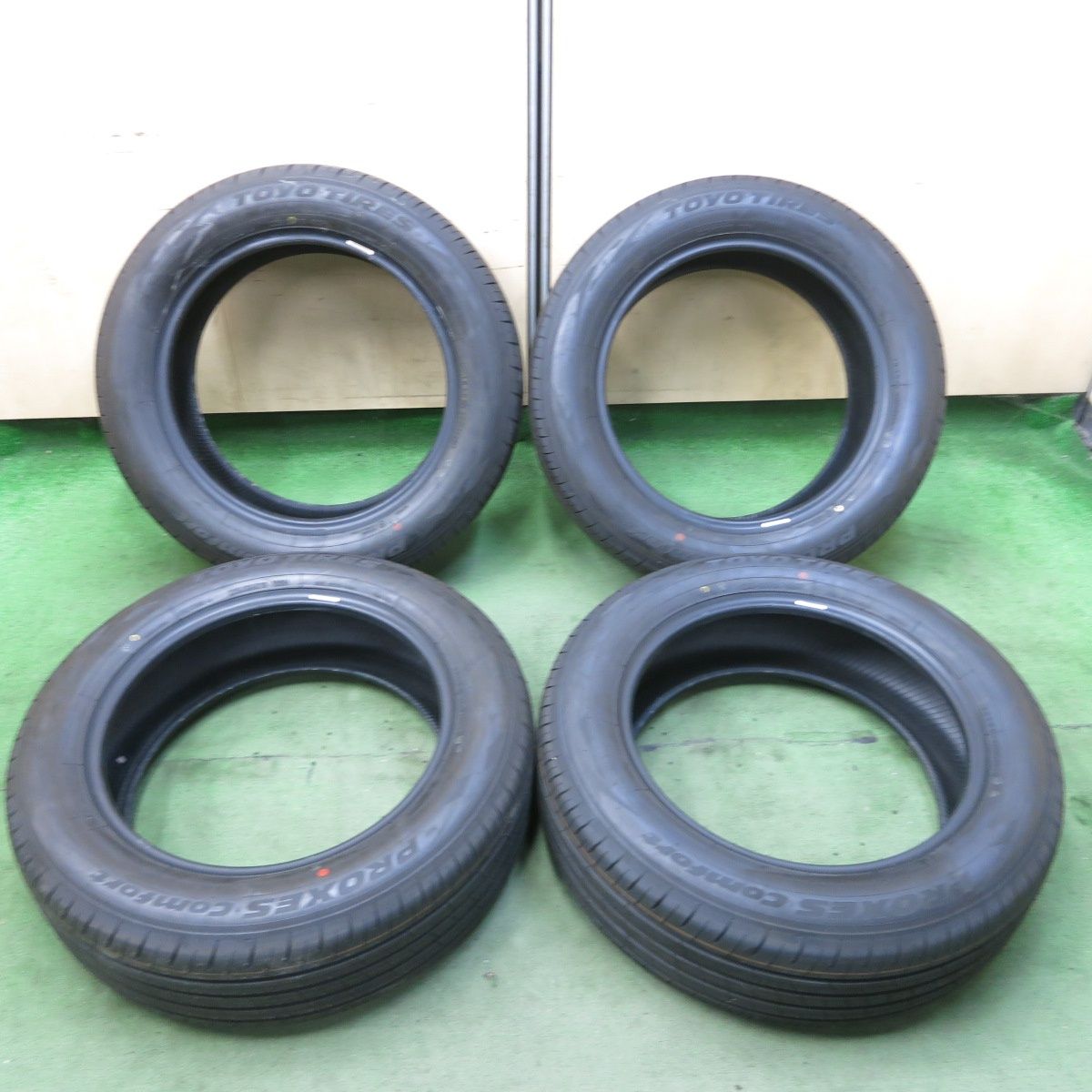 新車外し 25年 225|60R18 トーヨー プロクセス Comfort コンフォート タイヤ 18インチ 40系 アルファード ハリアー RAV4 等 5101501ナノタ