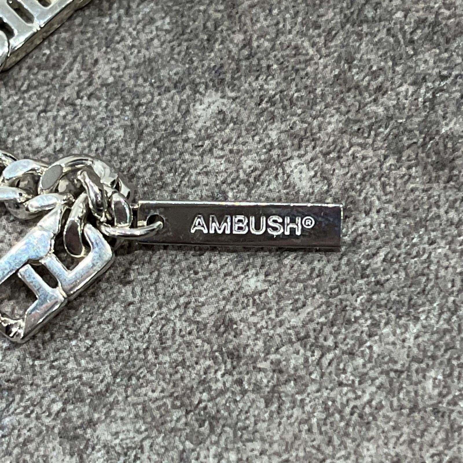 美品★AMBUSH⬛︎アンブッシュ⬛︎チェーンブレスレット⬛︎トラッドロゴ⬛︎シルバー 参考上代59400円 AMBUSH MONOGRAM LINK CHAIN BRACELET