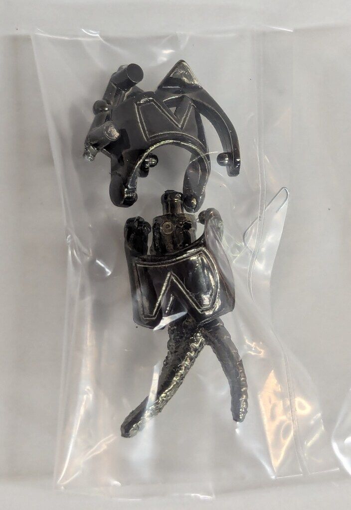 バンダイ 聖闘士聖衣大系 アルファローブ ジークフリート 神闘衣