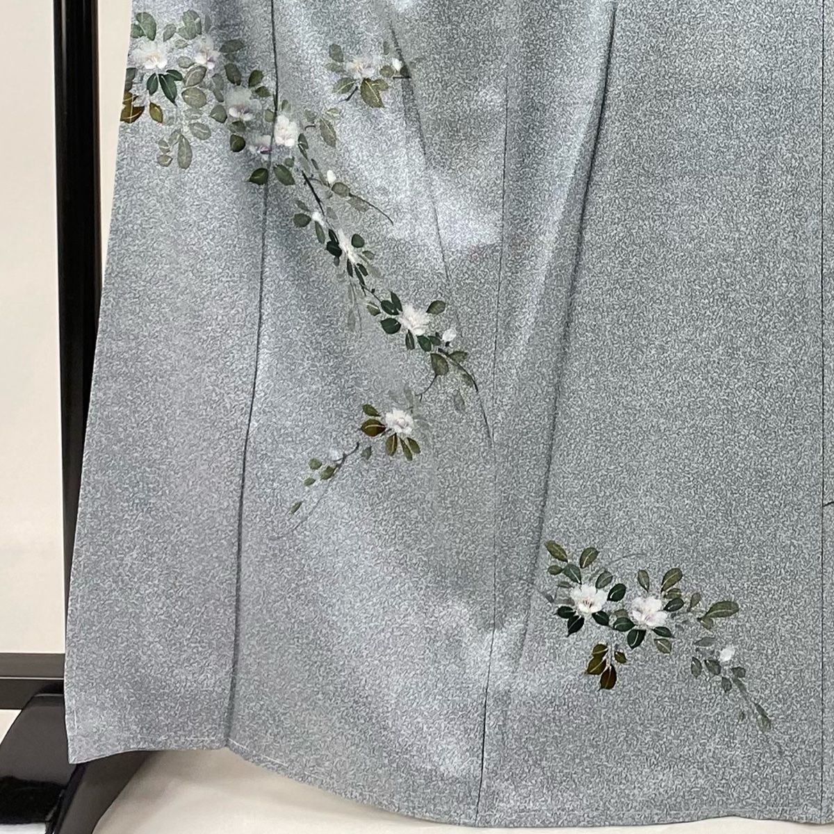 付下げ 身丈166.5cm 裄丈67.5cm L 袷 枝花 幾何学 金彩 青灰色 正絹 美  