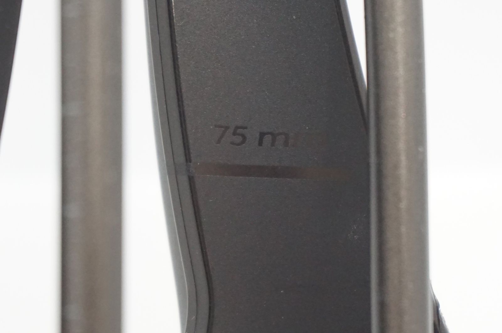 R3 kiumレール