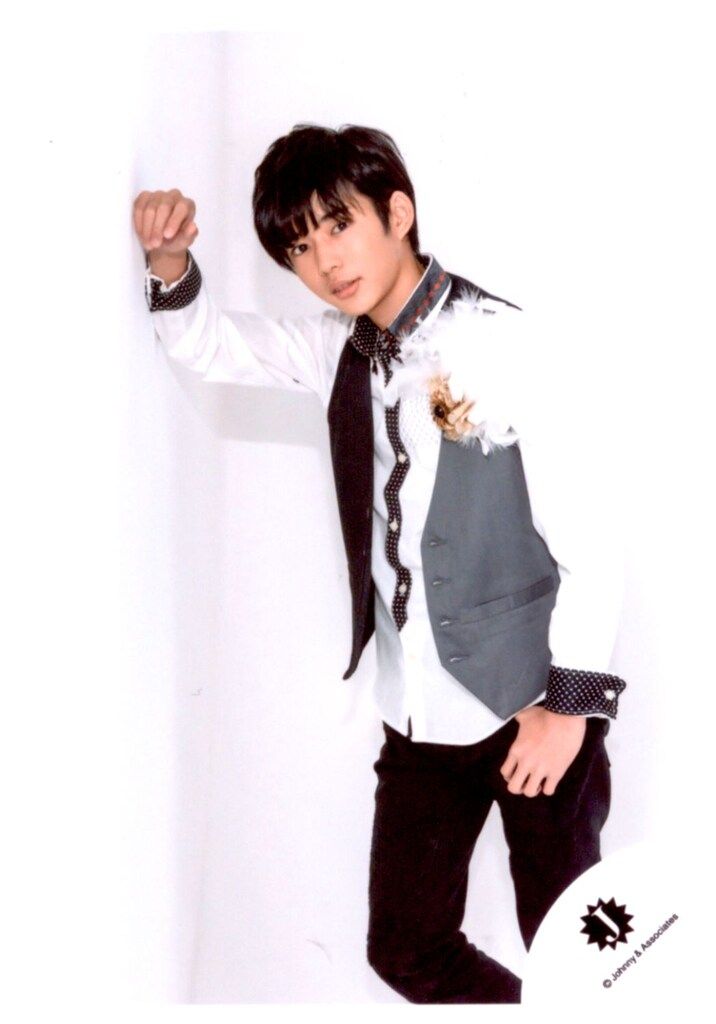 なにわ男子 18年Happy New ワン Year 長尾謙杜 公式写真 *1枚