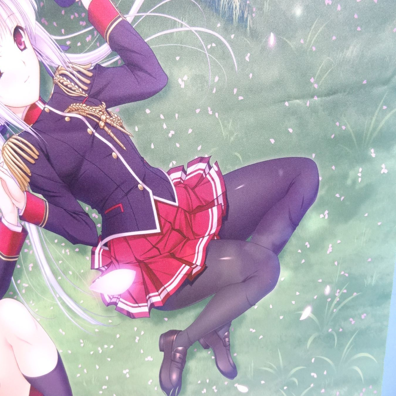 ワルキューレロマンツェ 木陰の少女騎士 B2タペストリー Ricotta