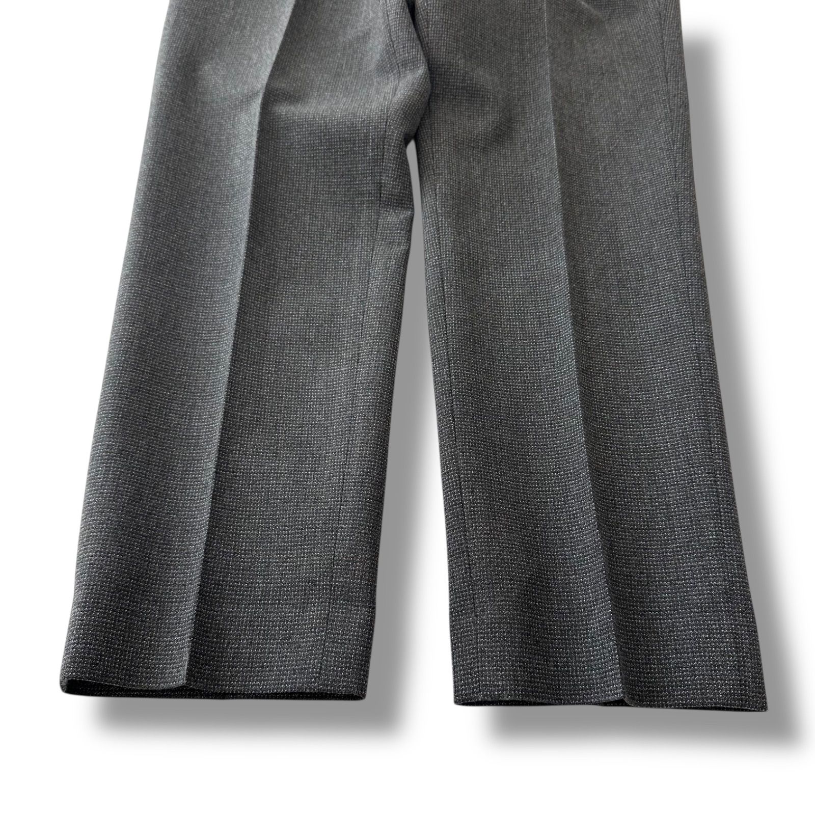 ノー ジャケット＆テーパードパンツ