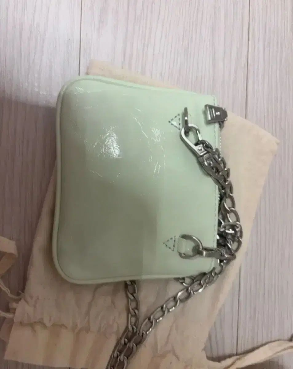 MINITMUTE ミニミュート BRETT MICRO ペールグリーン