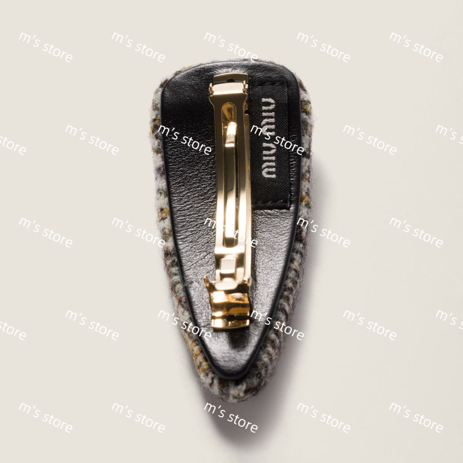 miumiu ミュウミュウ ヘアクリップ ライトグリーン