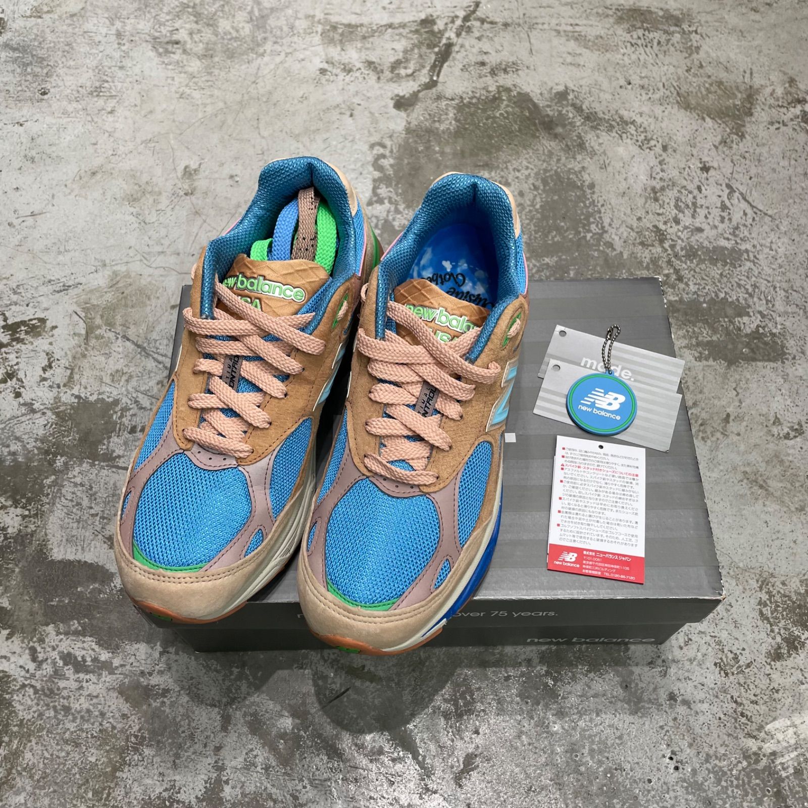 JOE FRESHGOODS New Balance 990V3 アウトサイドクローズ スエード 