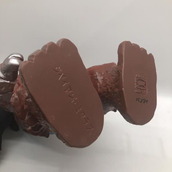 ジャイアントミクラス