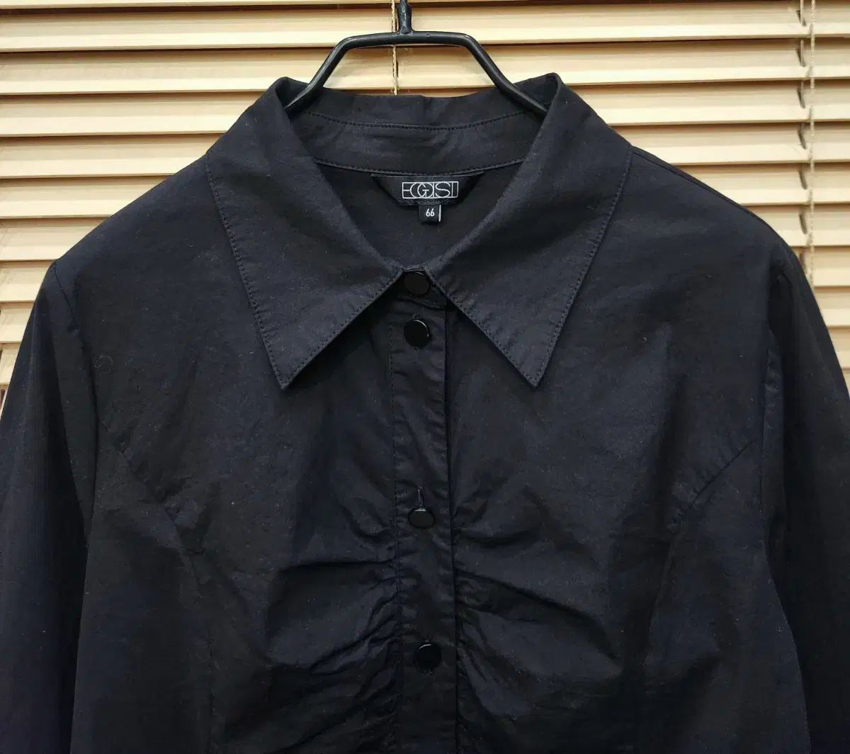 エゴイスト シャーリング クロップド シャツブラウス 66