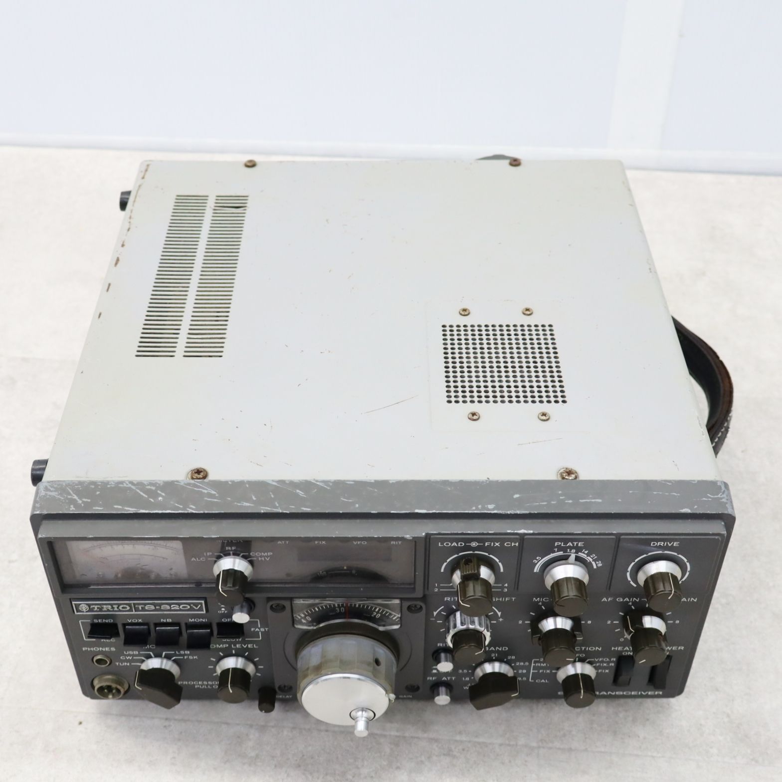 〇ジャンク品〇TRIO トリオ トランシーバー 無線機 TS-830V 現状品