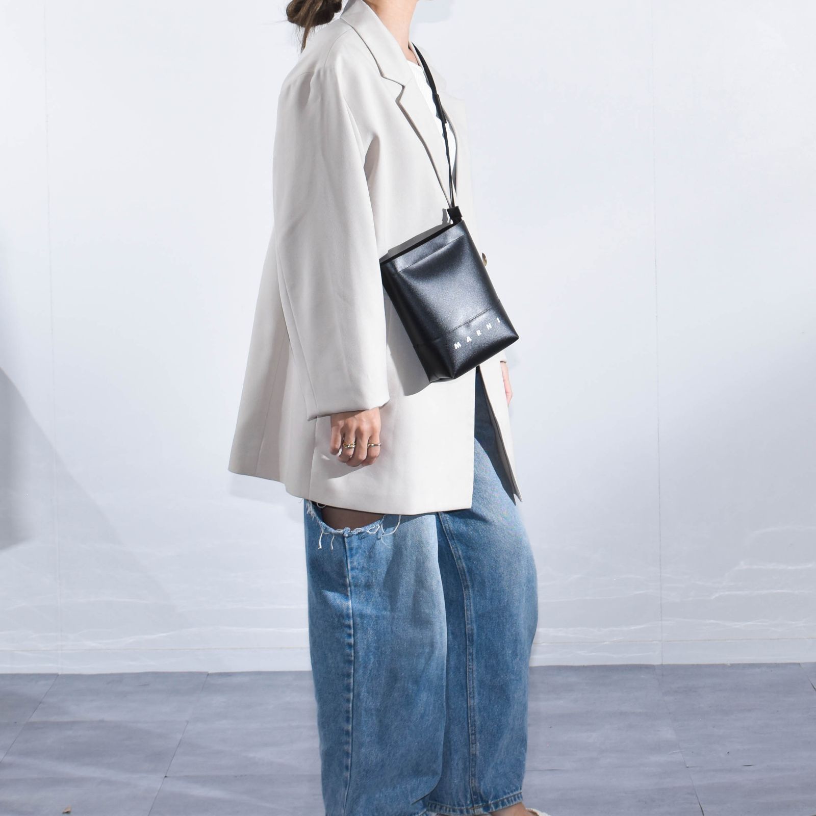 マルニ ショルダーバッグ PVC MARNI SBMQ0068A0 P5769 00N99 マルニ MARNI MARNI ショルダーバッグ SBMQ0068A0 P5769 （00N99