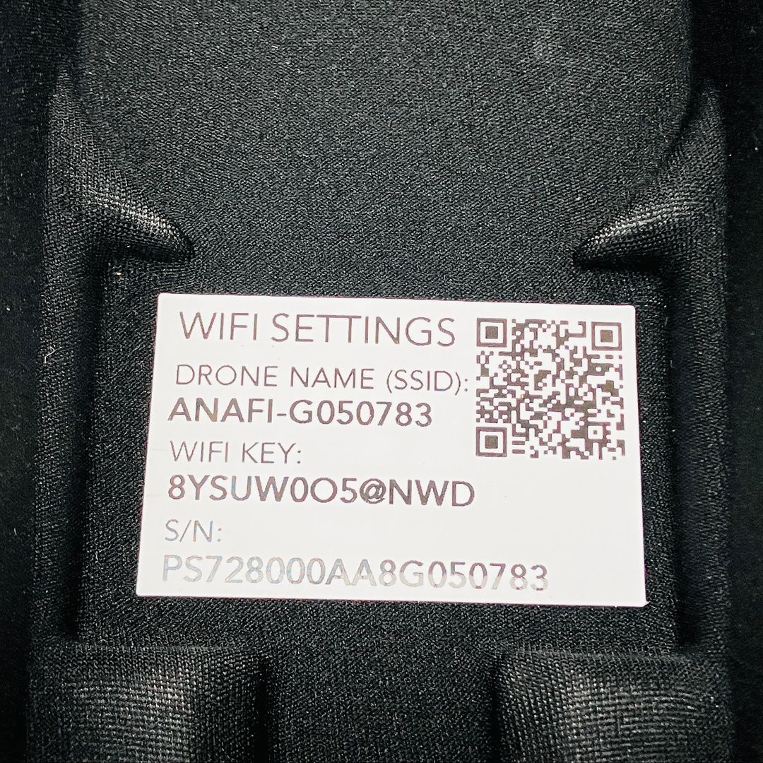 大割引を提供しています。 Parrot ANAFI EXTENDED ドローン パロット ケース付きC10362852