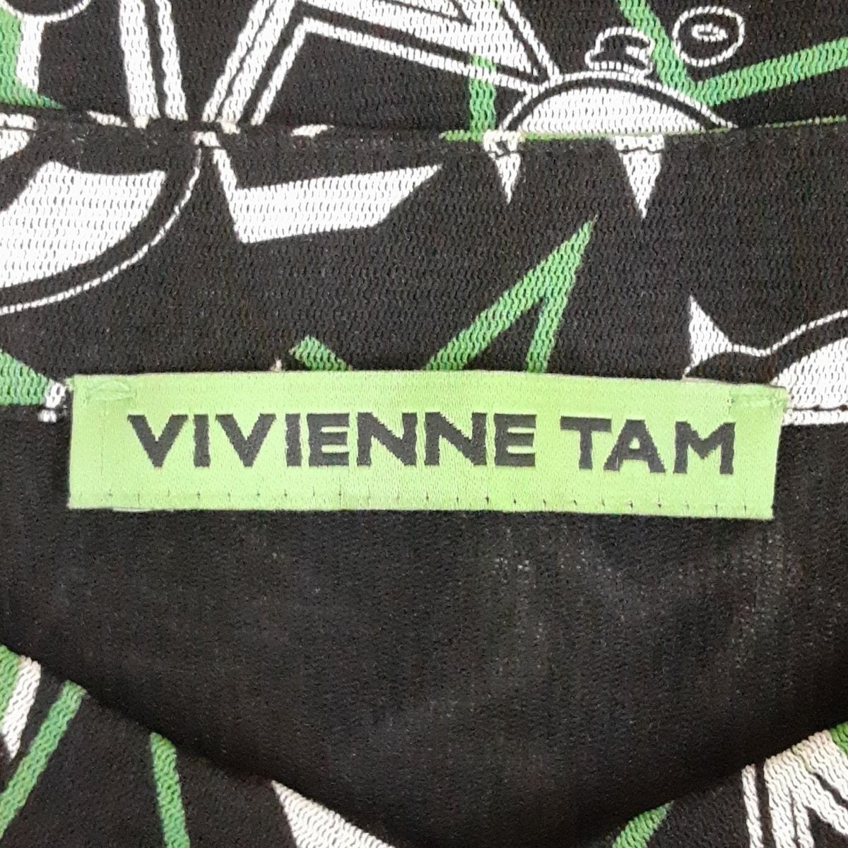 VIVIENNE TAM - VIVIENNE TAM(ヴィヴィアンタム) ノースリーブカットソー サイズ38 M レディース美品  - 黒 Vネック/ティアード/メッシュ ヴィヴィアンタムVIVIENNE TAM プリーツレイヤードリバーシブル
