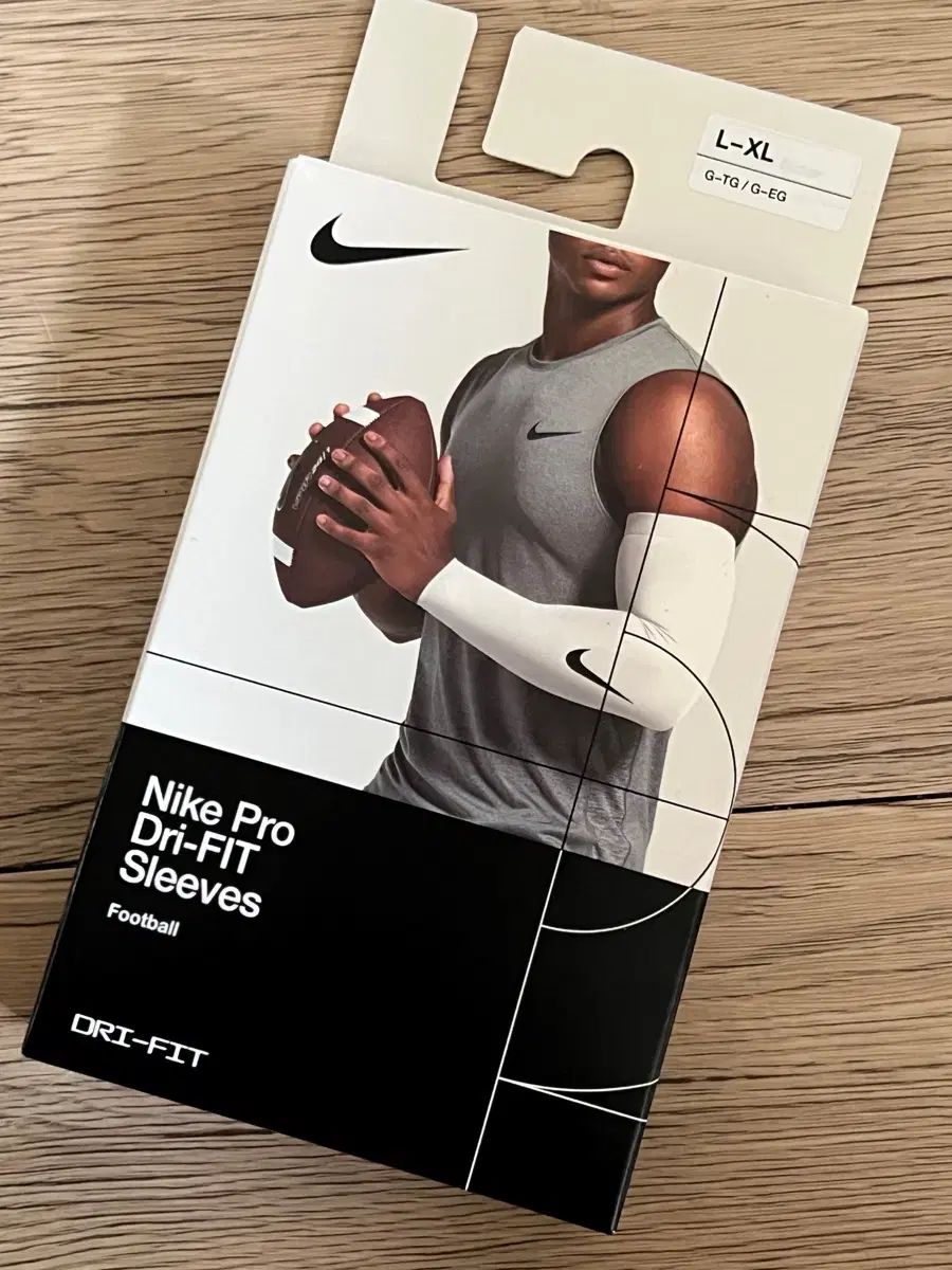 NIKE ナイキ プロ ドライフィット スリーブ 4 0