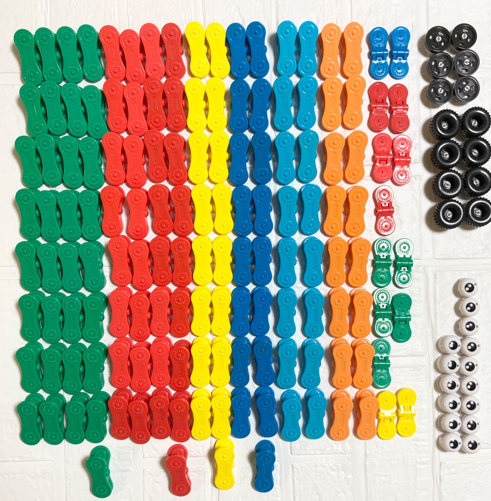 【廃盤】希少品 KOKUYO コクヨ　IQLIP アイクリップ 231個 IQLIP アイクリップ KOKUYO コクヨ おもちゃ 知育玩具 99ピース