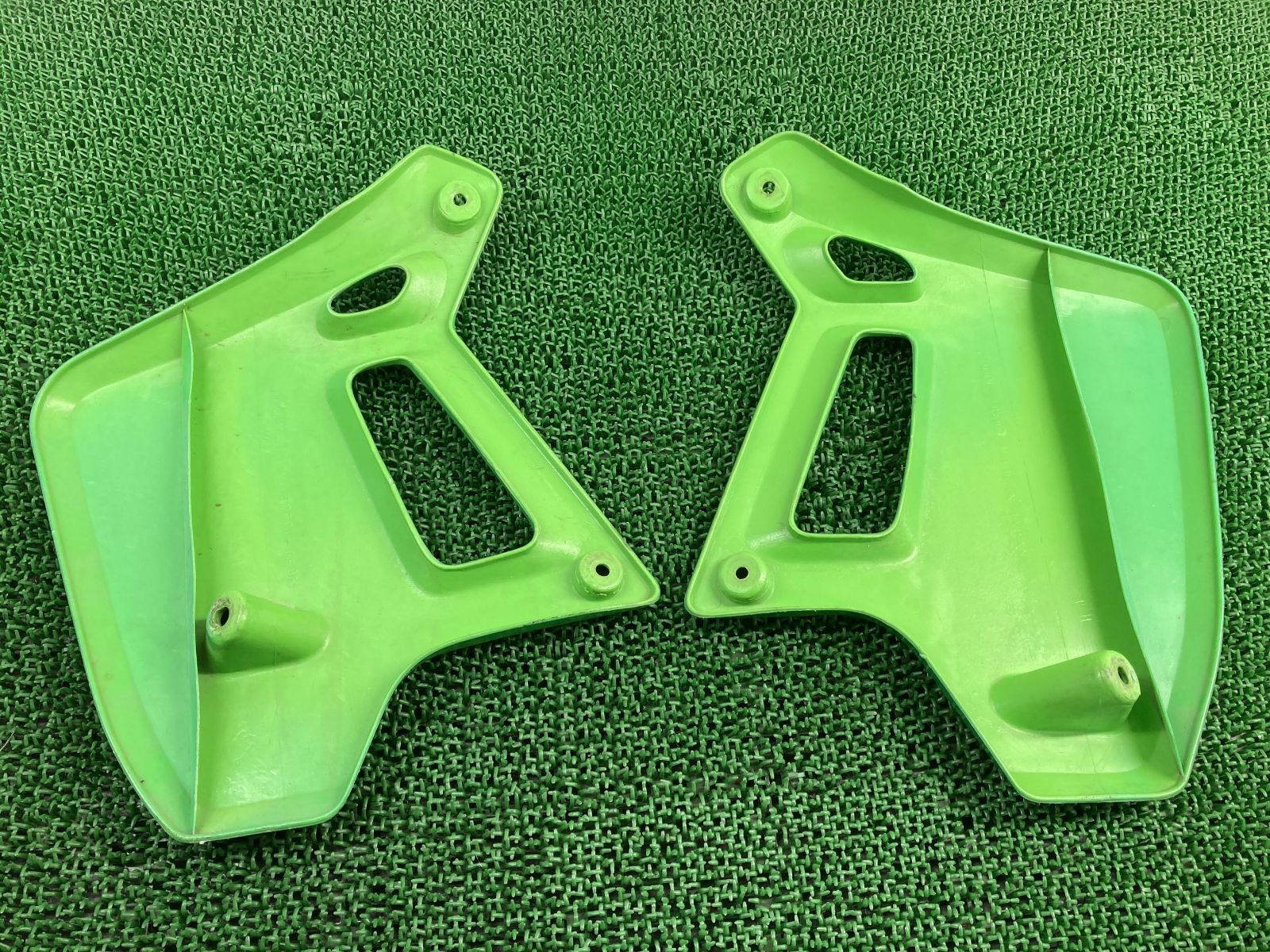 KDX200SR シュラウド 左 緑 49089-1089 カワサキ 純正 バイク 部品