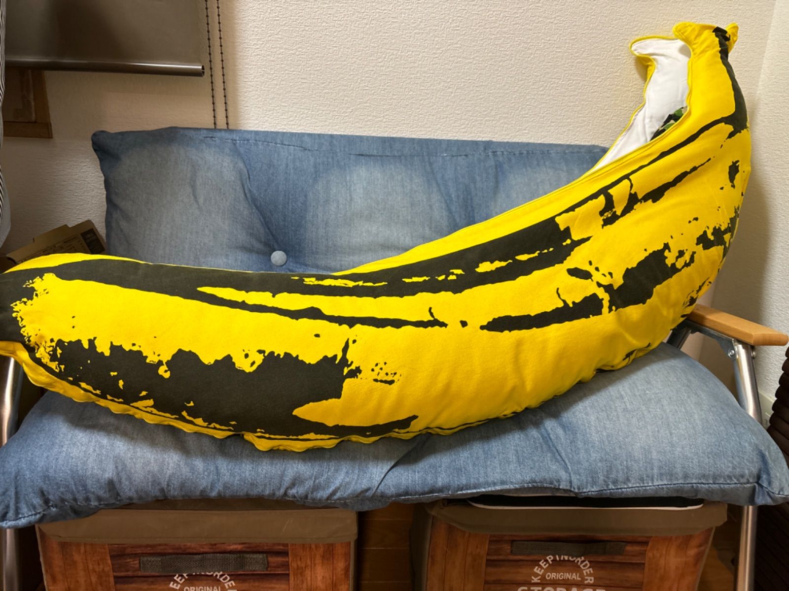 アベイシングエイプ ×アンディウォーホル Andy Warhol banana cushion