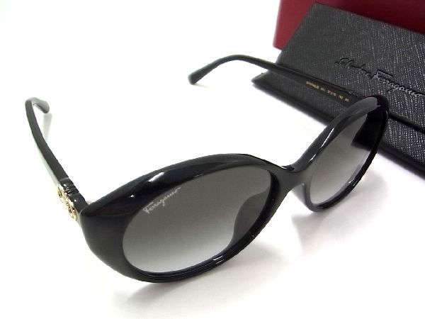 □新品□未使用□ Salvatore Ferragamo フェラガモ ダブルガンチーニ  