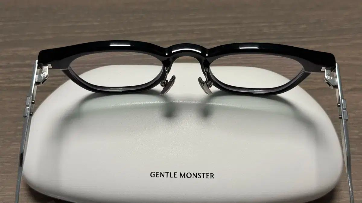 モンスター ロブ
