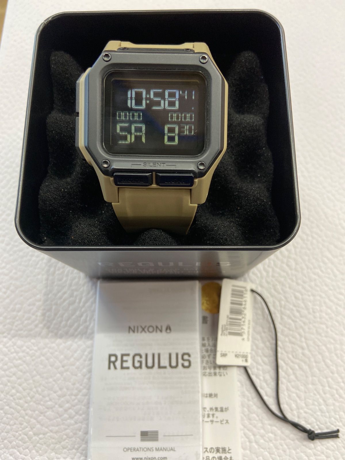 デジタル腕時計　ニクソン　Nixon REGULUS 箱あり デジタル腕時計 ニクソン Nixon REGULUS 箱あり デジタル腕時計