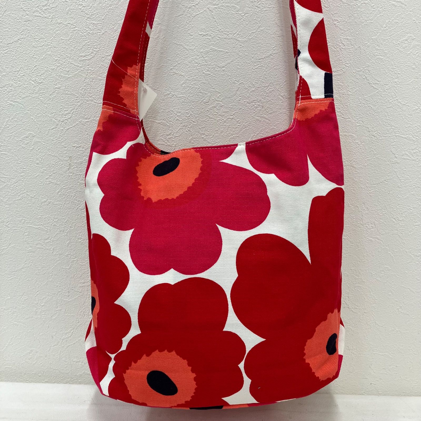 5197 良品 marimekko マリメッコ ショルダーバッグ 花柄 ウニッコ 