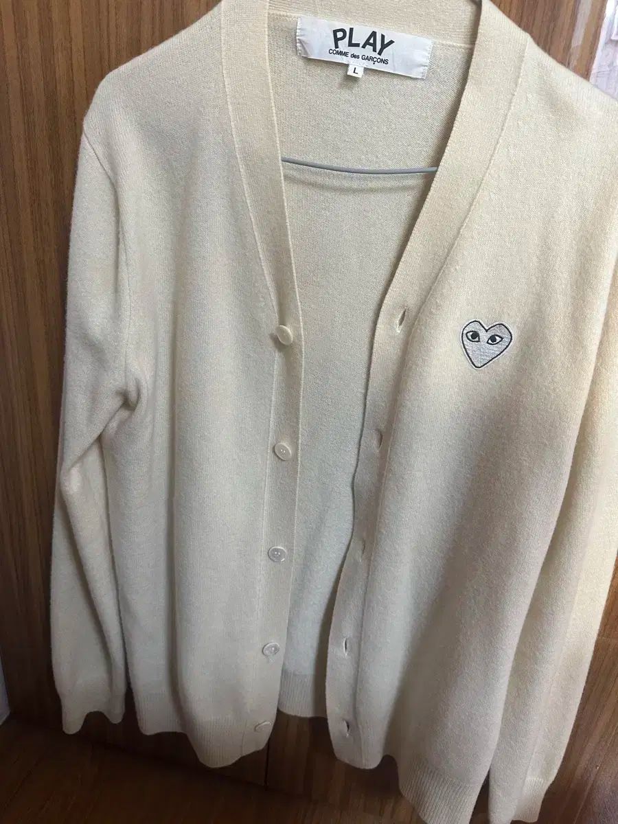 コム デ ギャルソン 白パッチ カーディガン