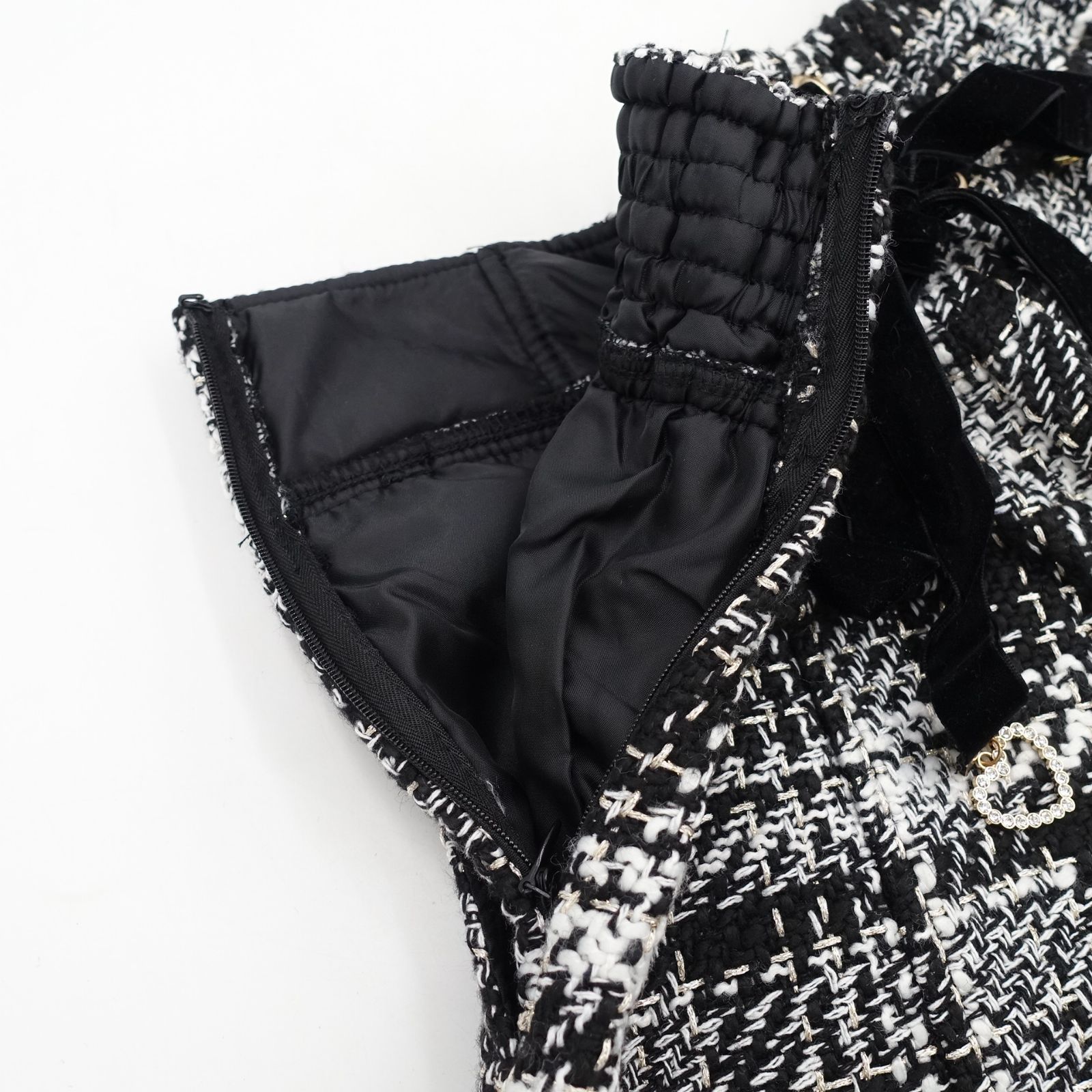 裾ファーフリルスカパン ｜ LIZ LISA（リズリサ）公式通販 ｜ Tokyo