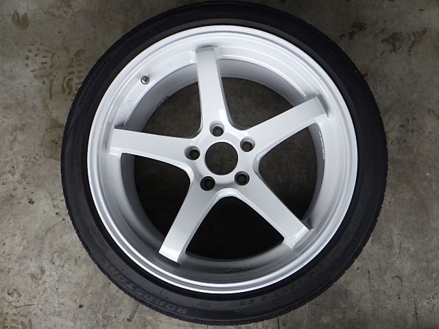 VALINO ×Advaniti 18インチ2本10.5j PCD114.3 - 18インチ